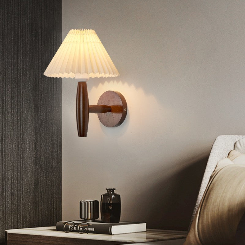 Pleated Fabric E27 Wall Light / E27 Delivery Warm Light / Walnut Color