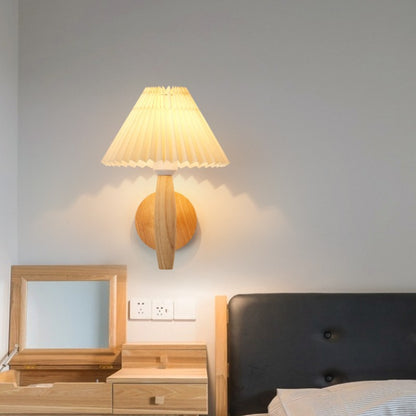 Pleated Fabric E27 Wall Light