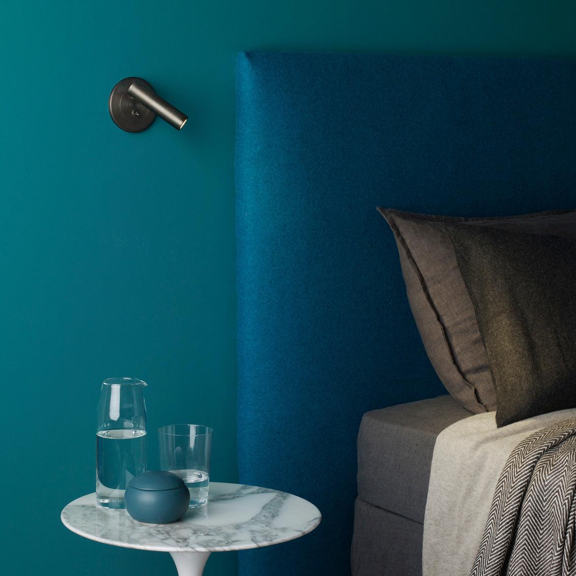 Adjustable Pivot LED Reading Lamp / ∅ 3.1″ x H 4.3″ / Dia 8cm x H 11cm / Brushed Bronze / Warm Light