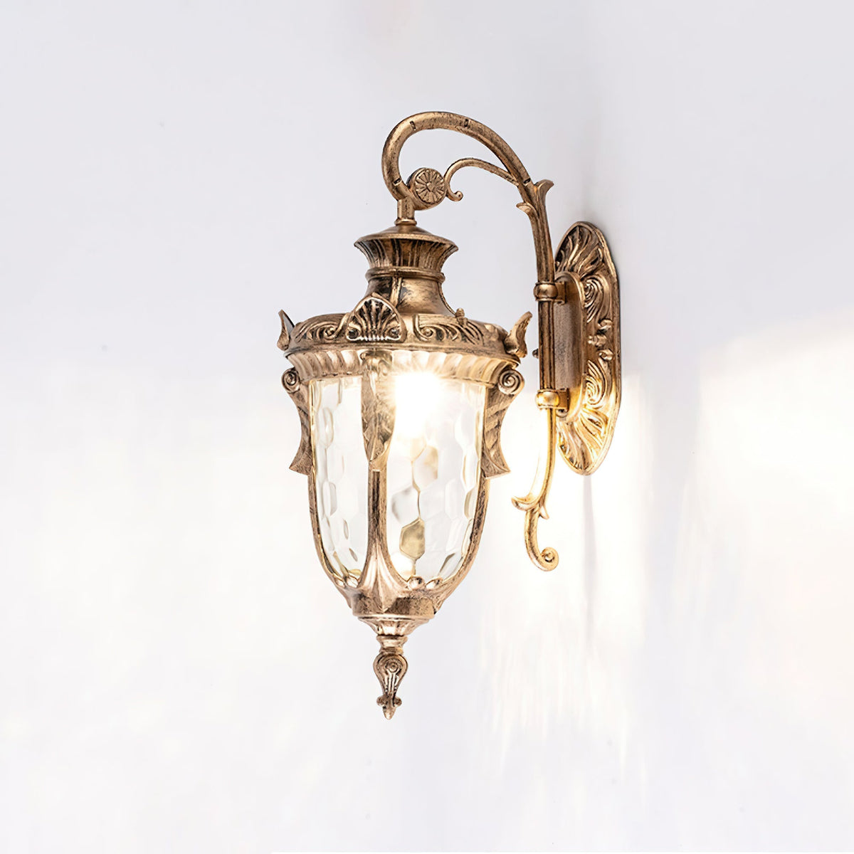 IP65 Ribbed Glass Outdoor Wall Light